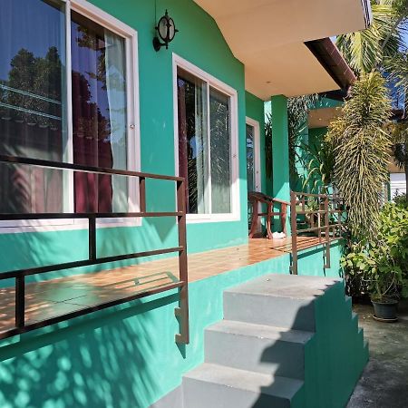 צ'אלונג Serene Villa Phuket מראה חיצוני תמונה