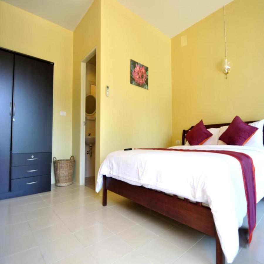 צ'אלונג Serene Villa Phuket מראה חיצוני תמונה
