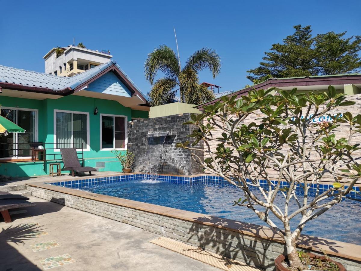 צ'אלונג Serene Villa Phuket מראה חיצוני תמונה