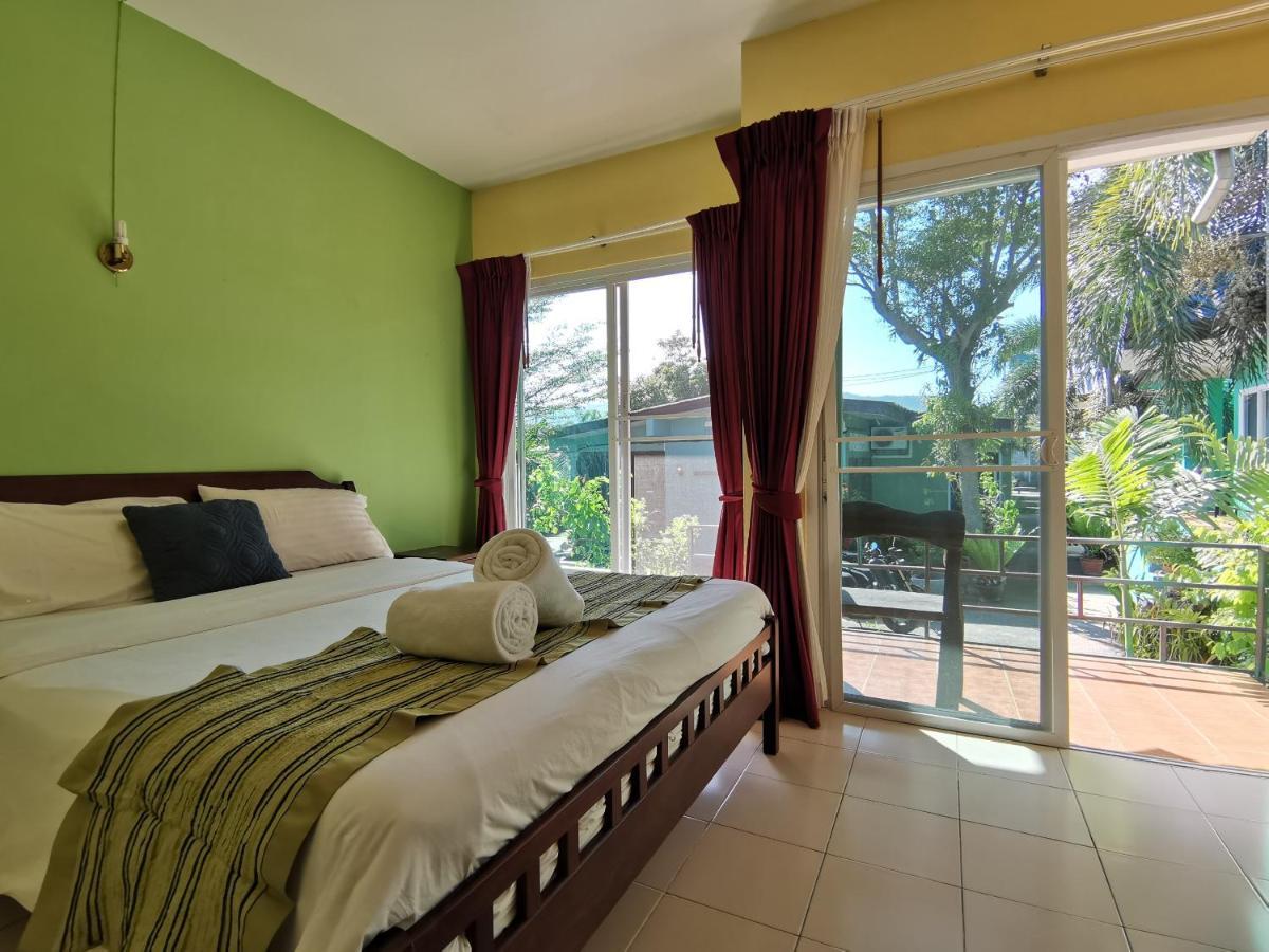 צ'אלונג Serene Villa Phuket מראה חיצוני תמונה