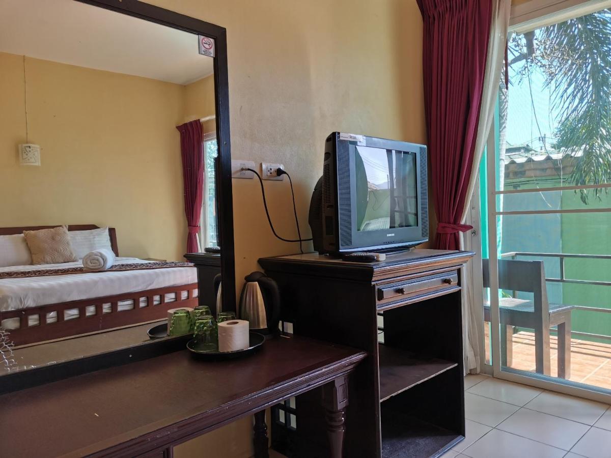 צ'אלונג Serene Villa Phuket מראה חיצוני תמונה